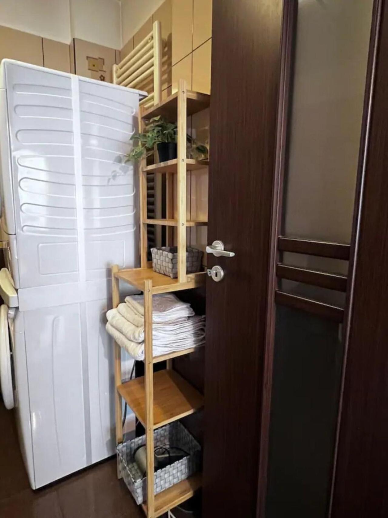 Luminoasa Cu Curte Privata *